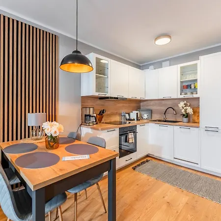 Laba Kolobrzeg Apartamenty Kollataja Z Parkingiem Zewnętrze zdjęcie