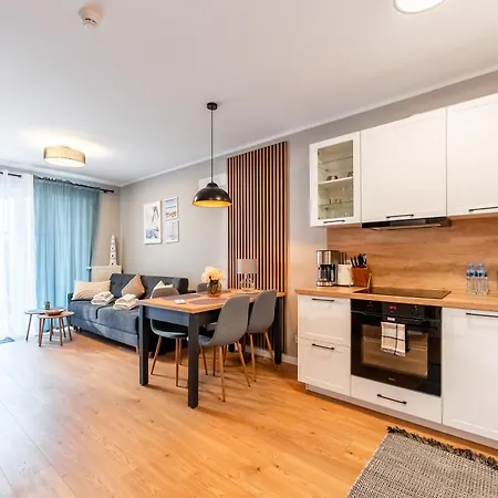 Laba Kolobrzeg Apartamenty Kollataja Z Parkingiem Zewnętrze zdjęcie