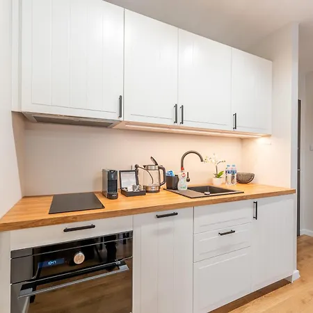 Laba Kolobrzeg Apartamenty Kollataja Z Parkingiem Zewnętrze zdjęcie