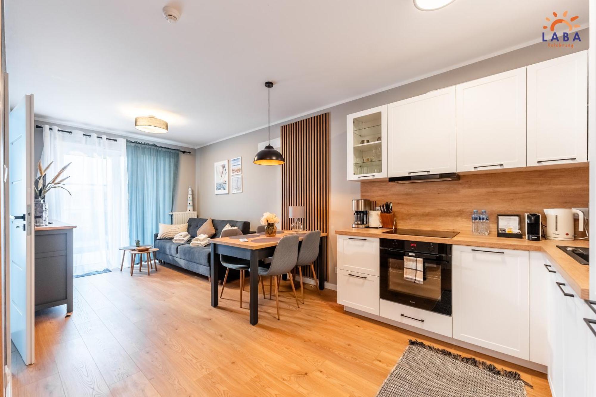 Laba Kollataja Z Parkingiem Apartament *
